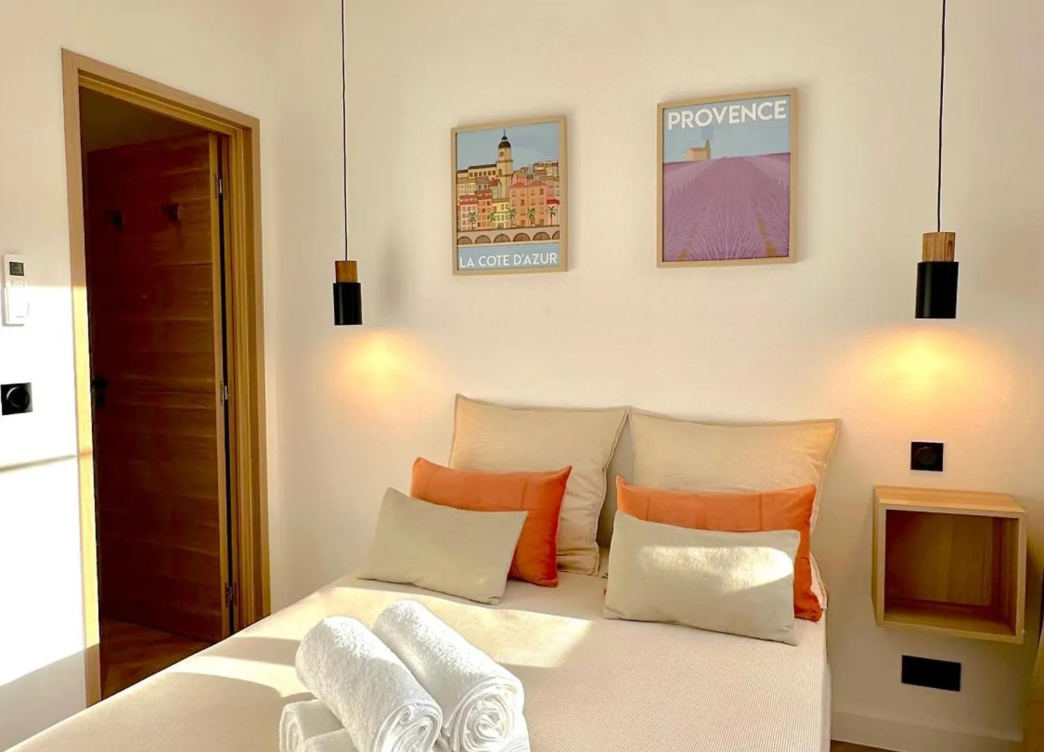 Monaco # Menton - 6 Persons - 2 Bedrooms - Full Renovated - Private Parking - Hypercenter - Clim - Beach And Sun