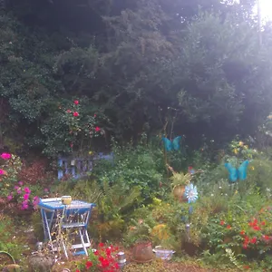  Séjour chez l'habitant La Petite Maison Bleue France